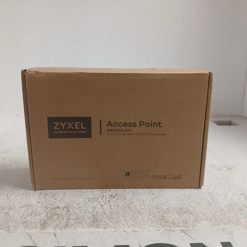 ZYXEL COMMUNICATIONS ACCESS POINT WE3300-00 DUAL BAND WIRELESS EXTENDER
