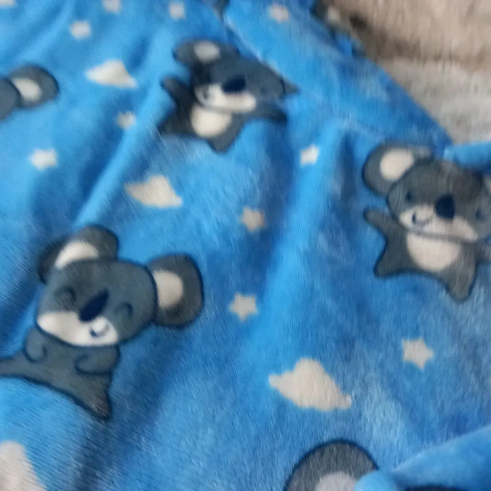 KOALA BLUE HOODED BLANKET 