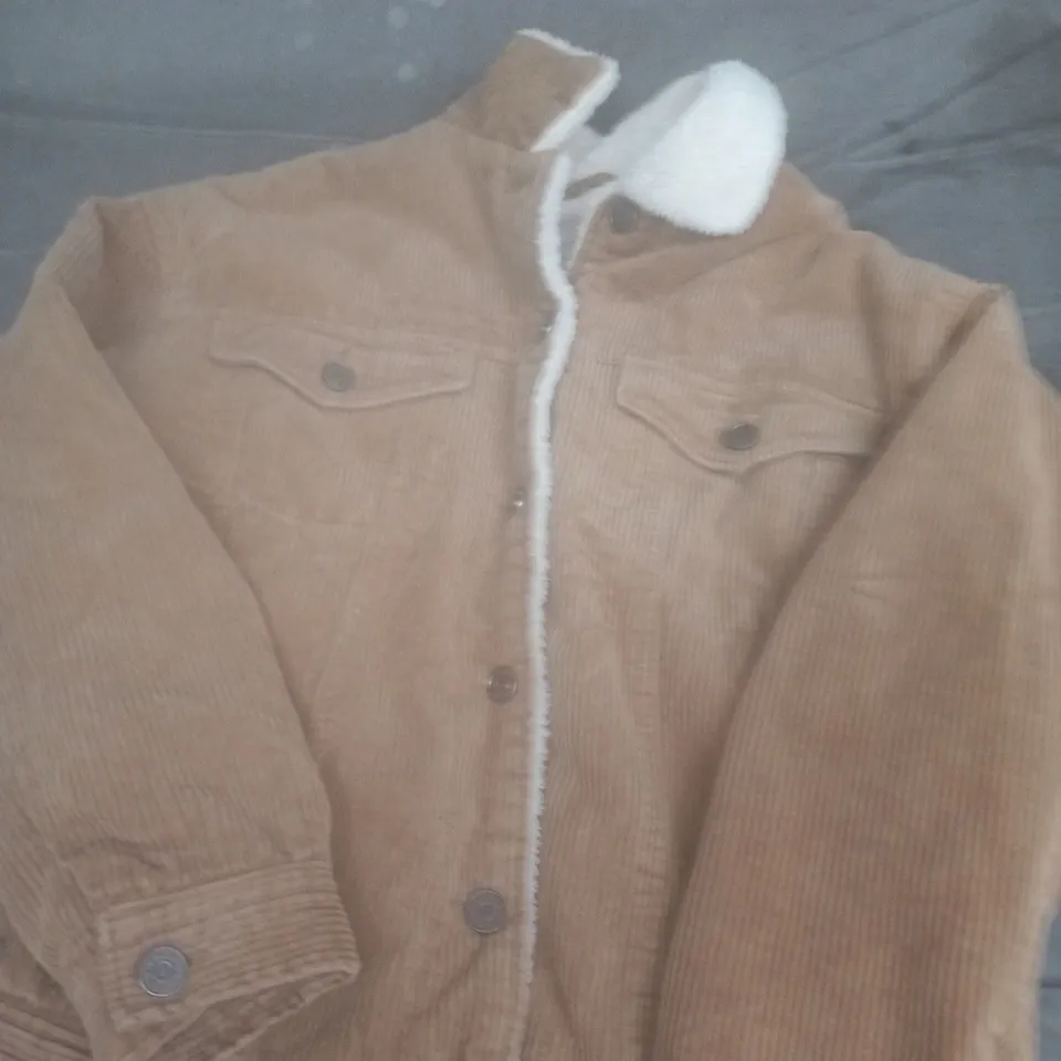 PULL&BEAR PARADISE LEAGUE CORDUROY JACKET WITH SHERPA LINING – SIZE S
