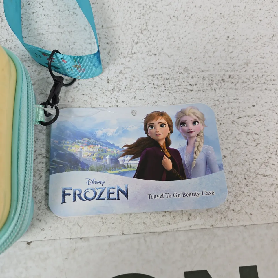 DISNEY FROZEN TRAVEL TO GO BEAUTY CASE WITH COSMETIC SET