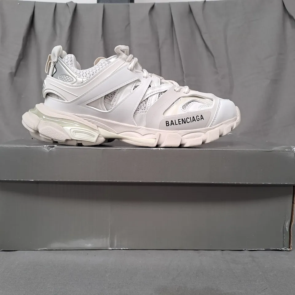 BOXED PAIR OF BALENCIAGA SNEAKERS IN WHITE UK SIZE 5