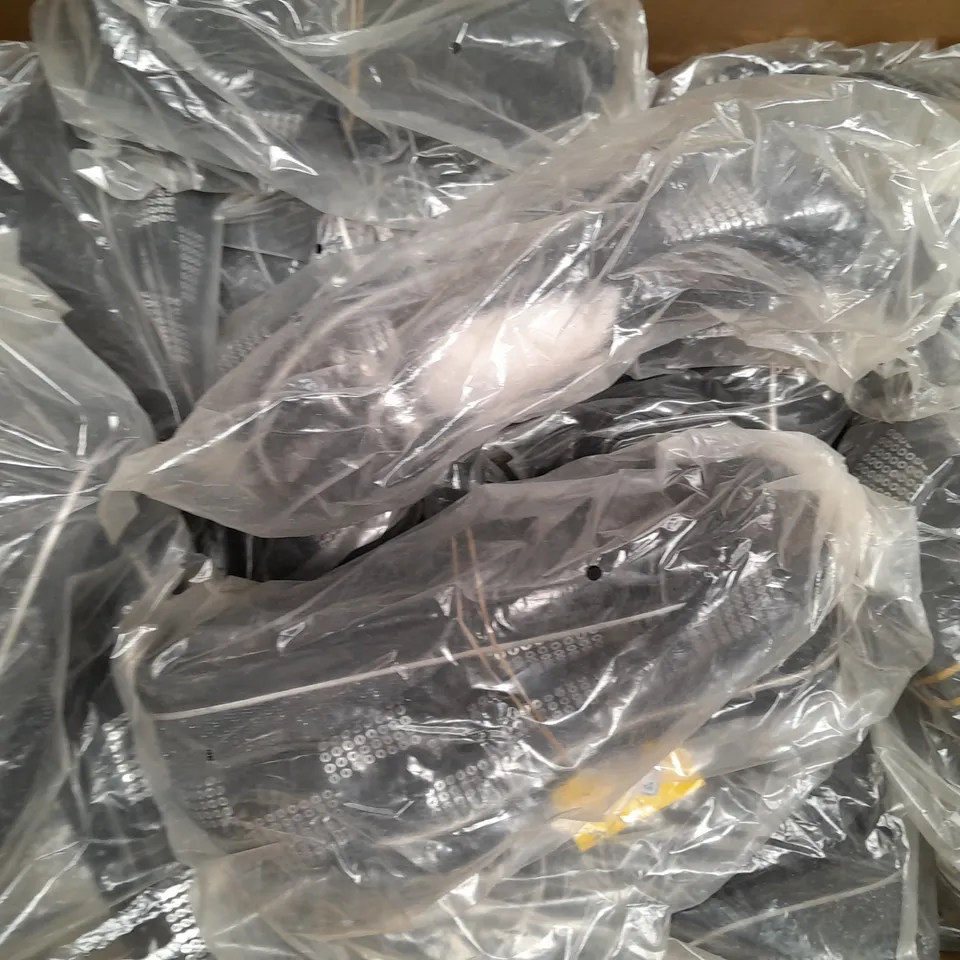 BOX OF APPROXIMATELY 15 PAIRS OF SMARTFIT SLIP-ON LOW WEDGE SHOES IN BLACK/METALLIC SILVER - VARIOUS SIZES