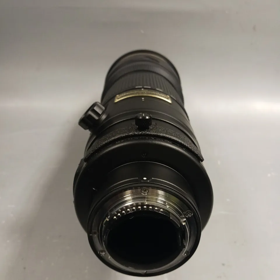 NIKON ED AF-S NIKKOR 200-400MM CAMERA LENS 