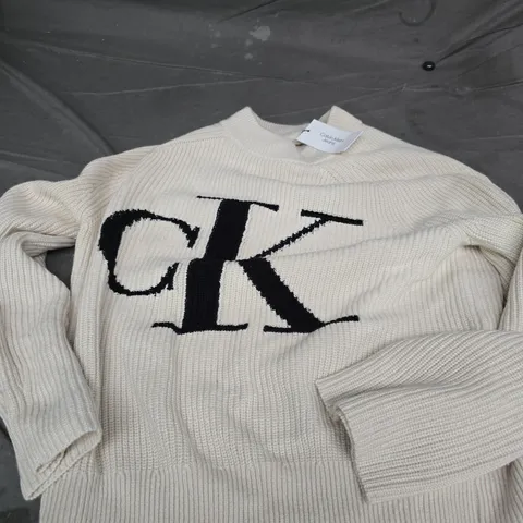 CALVIN KLEIN JEANS CREAM KNIT JUMPER – M