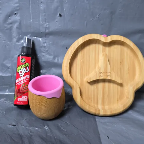 APPROXIMATELY 10 ASSORTED ITEMS TO INCLUDE - BAMBOO BAMBOO BABY PLATE DIVIDER , GLOVE MEGA GRIP ETC 