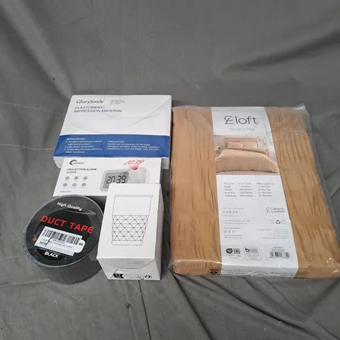 BOX OF APPROXIMATELY 12 ASSORTED HOUSEHOLD ITEMS TO INCLUDE - DUCT TAPE - CATHERINE LANSFIELD SEERSUCKER DUVET SET - GLORYSMILE DENTAL IMPRESSION KIT - ETC