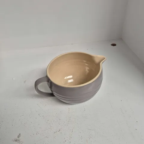 LE CREUSET CREAMER JUG – GREY EXTERIOR, BEIGE INTERIOR (21-25)
