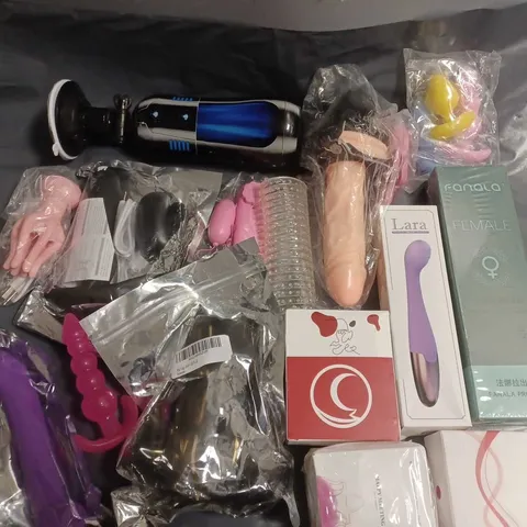 LOT OF APPROXIMATELY 20 ASSORTED SEXUAL PLEASURE ITEMS TO INCLUDE DILDOS, VIBRATORS AND ANAL BEADS