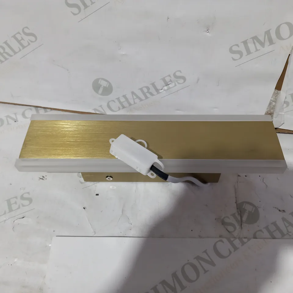 BOXED CULVEY GOLD FINISH & ACRYLIC LED WALL LIGHT