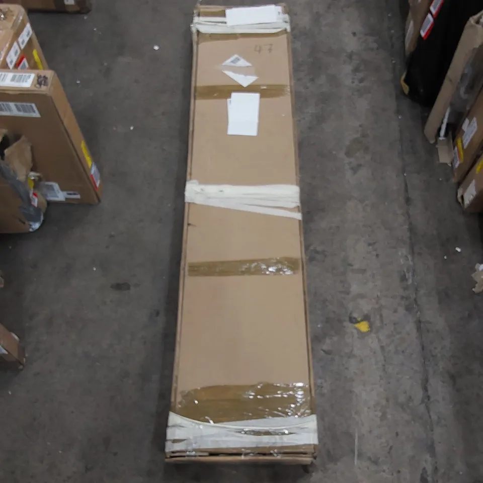 BOXED LINEN CLOSET 30× 178cm WHITE