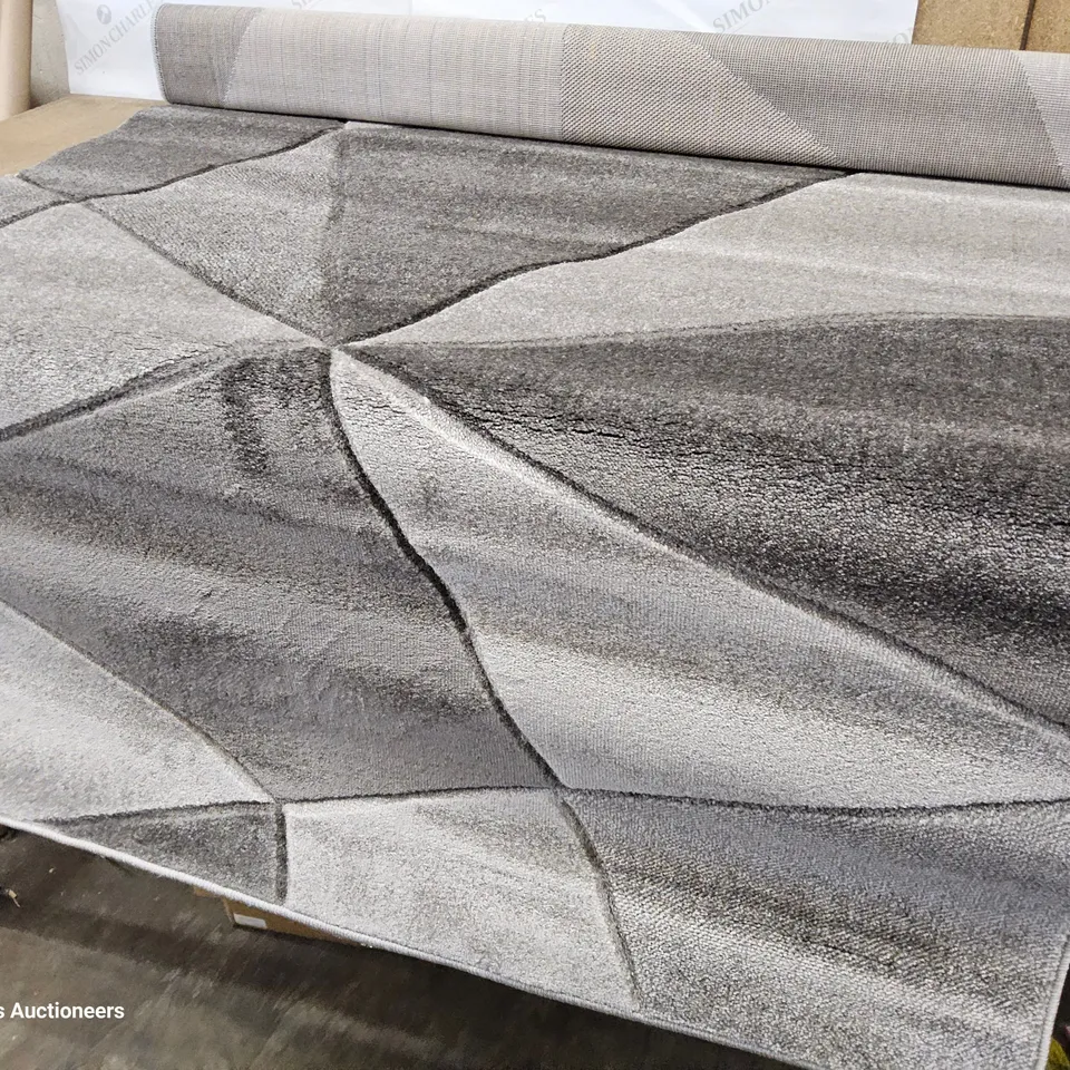 ATHENS GREY RUG 120 × 170