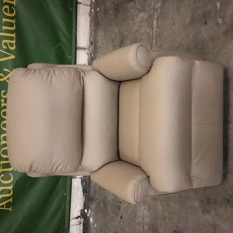 QUALITY BRITISH DESIGNED & MANUFACTURED G PLAN MOCHA LEATHER ARMCHAIR