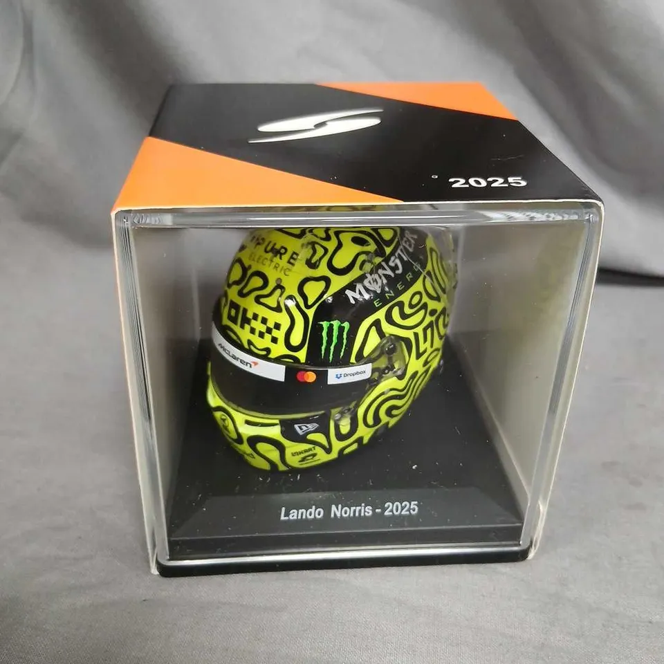 SPARK MODEL 1:5 SCALE LANDO NORRIS HELMET – BOXED DISPLAY MODEL