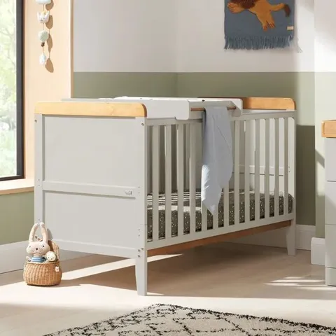 BOXED TUTTI BAMBINI RIO COT BED WITH COT TOP CHANGER - DOVE GREY AND HONEY OAK FINISH 
