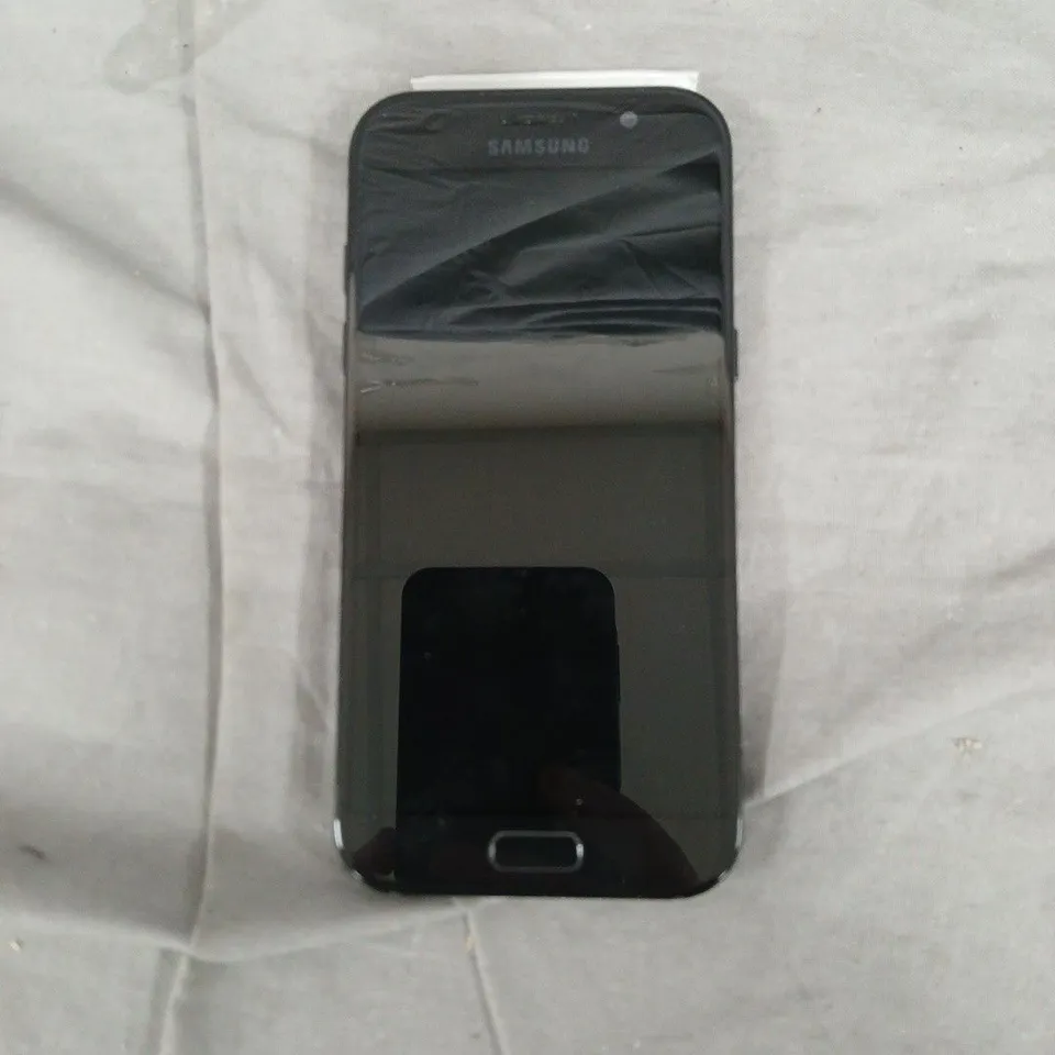 SAMSUNG GALAXY A5 (2017) – BLACK, UNLOCKED, 32GB