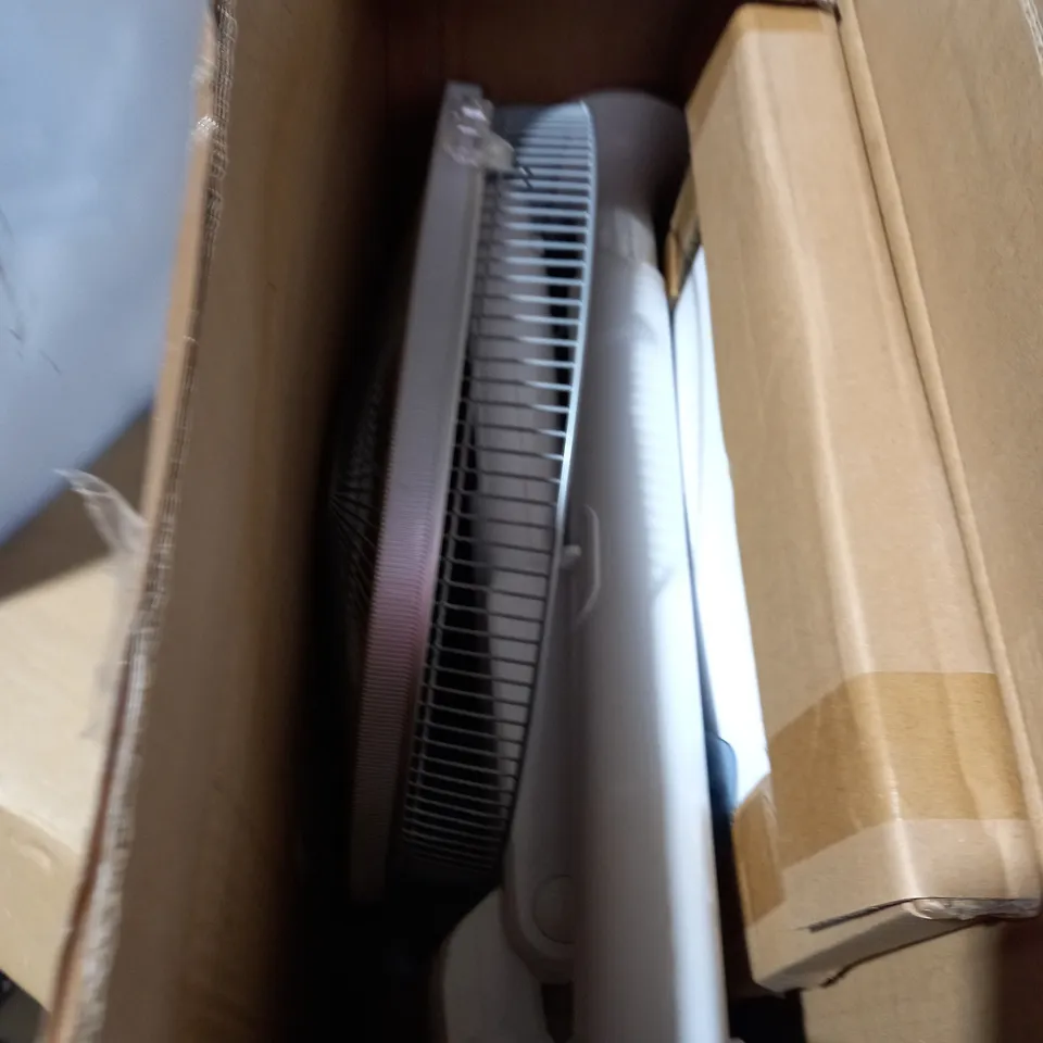ROWENTA TURBO SILENCE EXTREME+ OSCILLATING STAND FAN