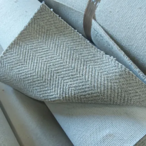 ROLL OF QUALITY LAKELAND WEAVE WINDERMERE HERD FLAT CARPET - APPROXIMATELY 4 x 7.23m