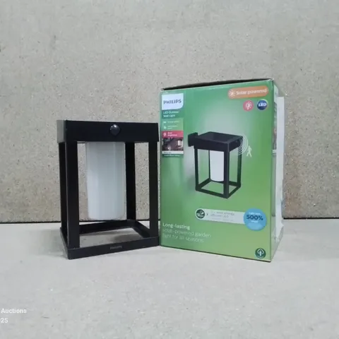 BOXED PHILIPS LIGHTING CAMILL ULTRAEFFICIENT OUTDOOR SOLAR WALL LIGHT, SQUARE, BLACK, FROSTED, MOTION SENSOR, IP44 WEATHERPROOF