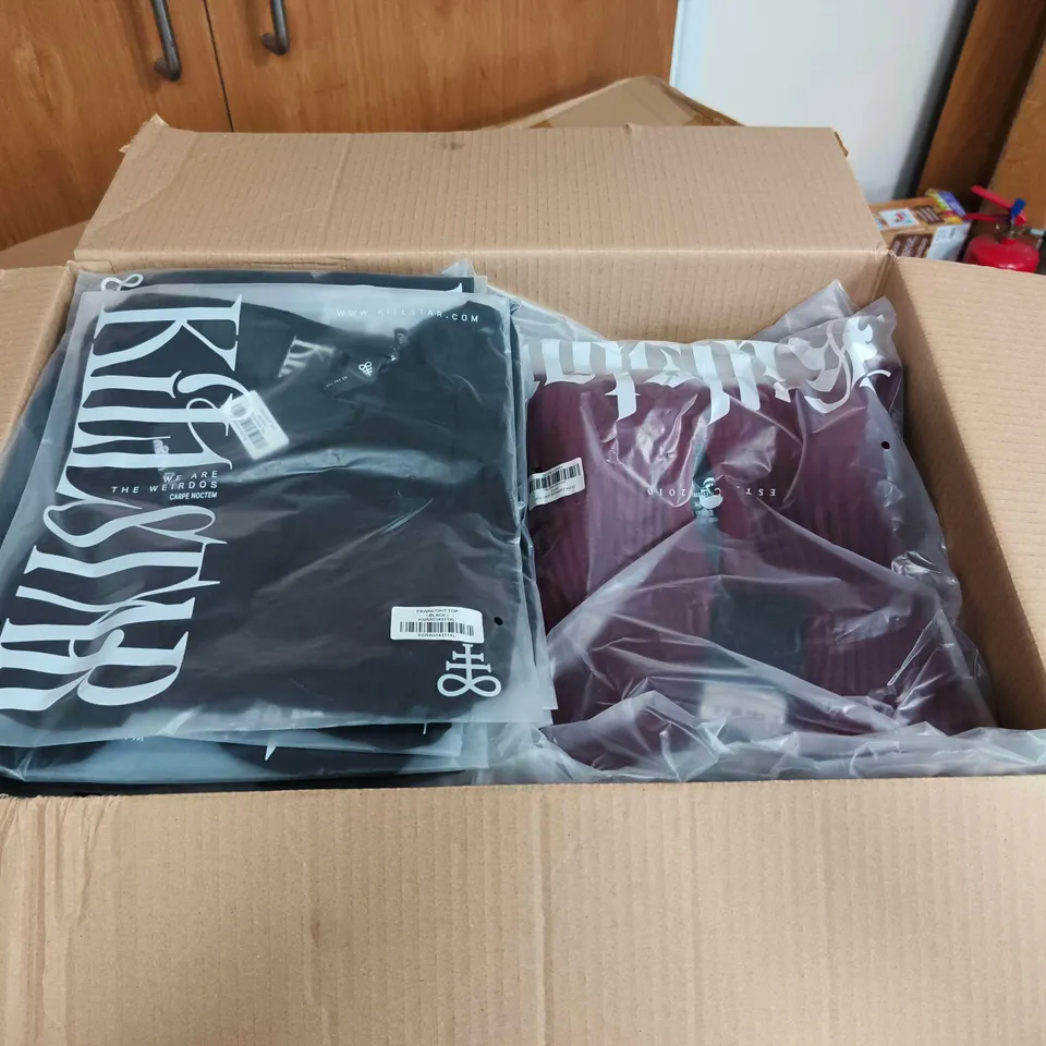 LOT OF APPROXIMATELY 32 BRAND NEW KILLSTAR CLOTHING ITEMS TO INCLUDE DUSK EMPRESS KNIT OPS AND FALLEN LIGHT TOPS - VARIOUS SIZES