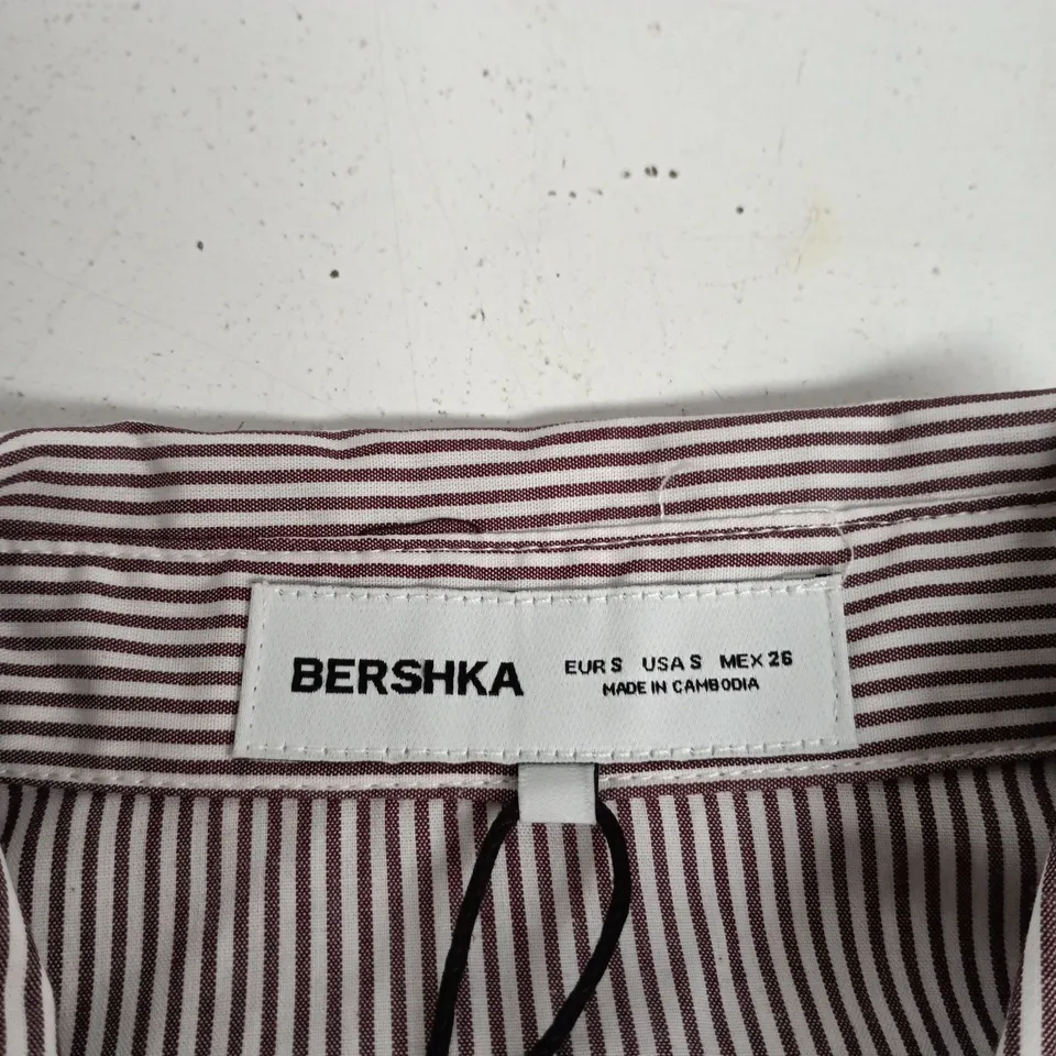 BERSHKA STRIPED BUTTON-FRONT SHIRT WITH DRAWSTRING WAIST – EU S