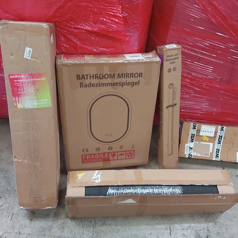 PALLET OF ASSORTED ITEMS INCLUDING: BATHROOM MIRROR, RETRACTABLE GATE, ARTIFICIAL GRASS, DUMBELL RACK ECT