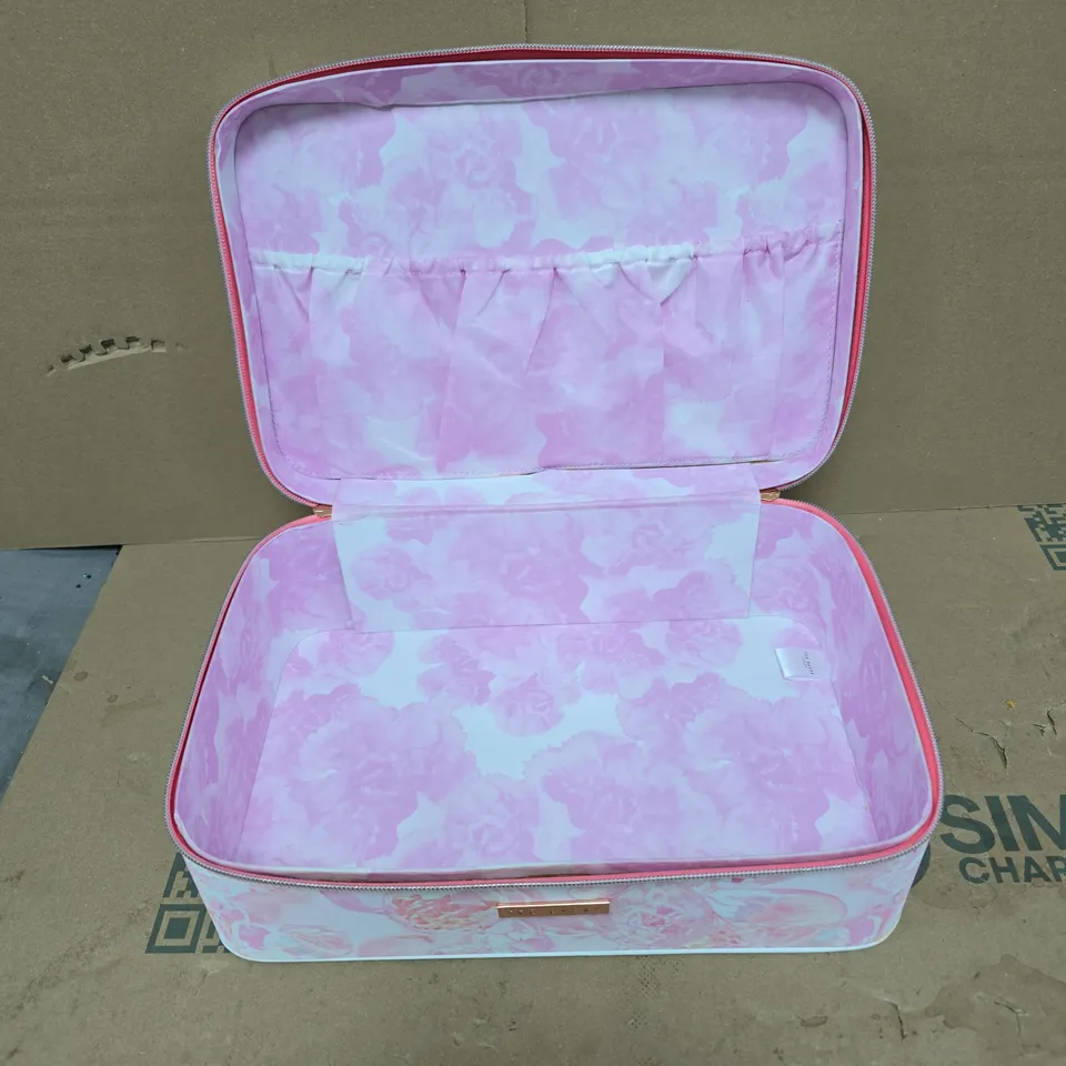 TED BAKER FLORAL STYLE CASE