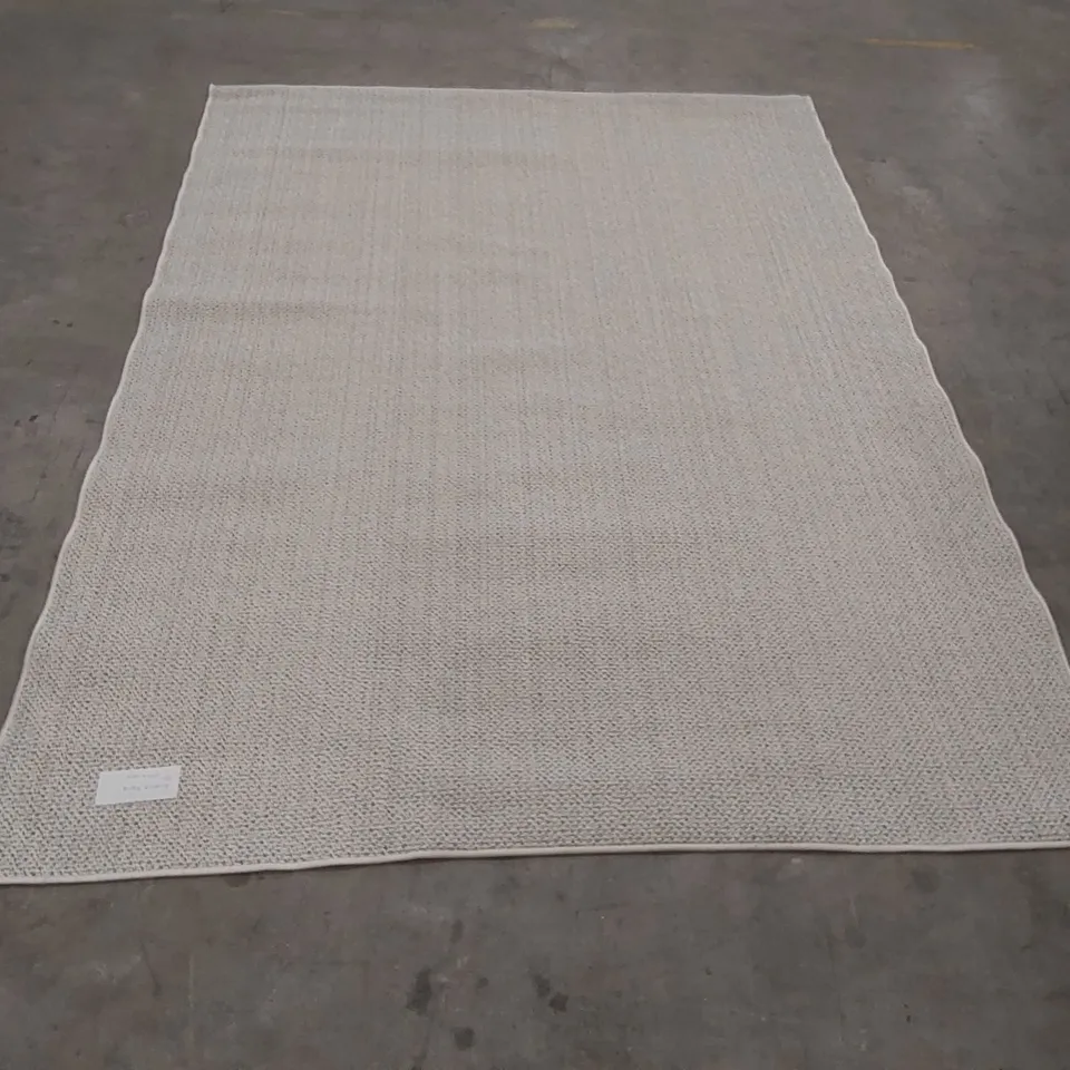 QUALITY DESIGNER AREA RUG - APPROXIMATELY 220 x 155cm