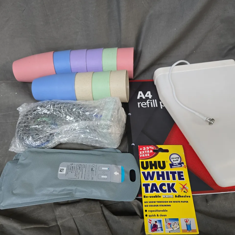 APPROXIMATELY 12 ASSORTED HOUSEHOLD ITEMS TO INCLUDE BEAKERS, WHITE TACK, A4 PAD, ETC