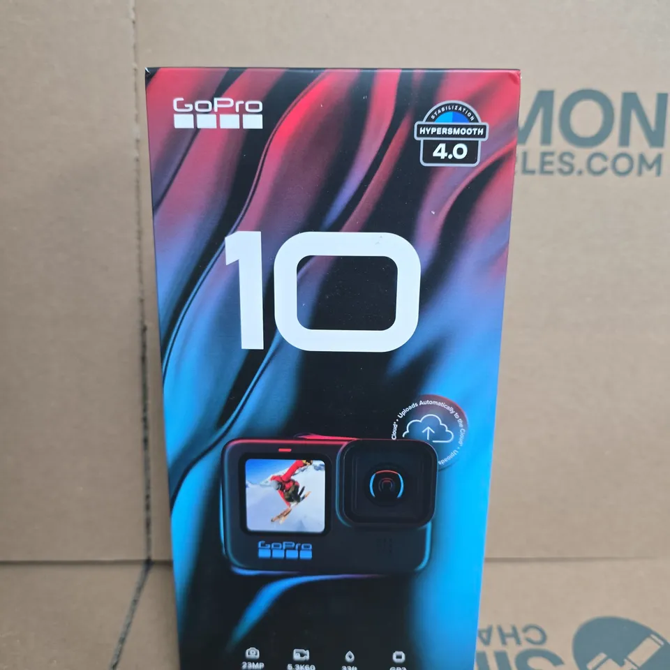 GOPRO HERO10 BLACK ACTION CAMERA WITH USB-C CABLE & MOUNT