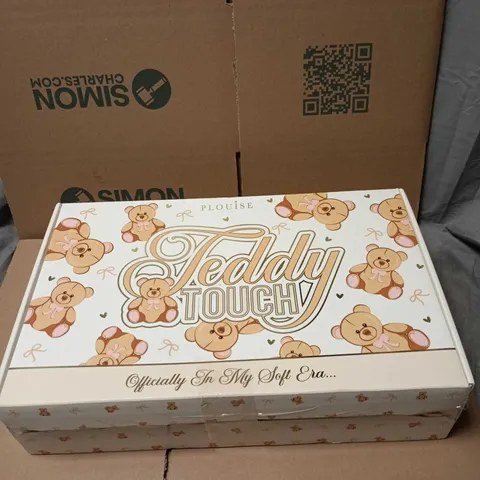 PLOUISE TEDDY TOUCH 10 ITEM GIFT SET TO INCLUDE BLEND PEN, SLEEPING MASK ETC