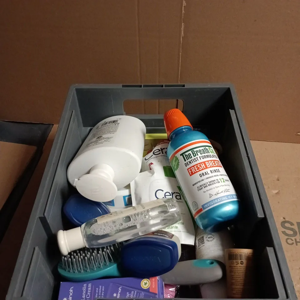 APPROXIMATELY 15 ASSORTED COSMETIC ITEMS INCLUDING THE BREATH CO ORAL RINSE , VASELINE JELLY AND TRADITIONAL SKIN CARE GLYCERIN & ROSE WATER