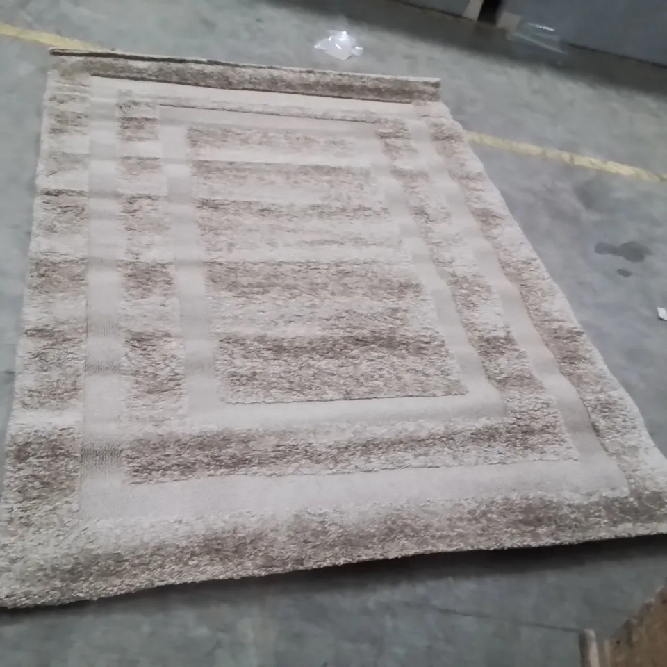 QUALITY DESIGNER AREA RUG - APPROXIMATELY 230X160CM