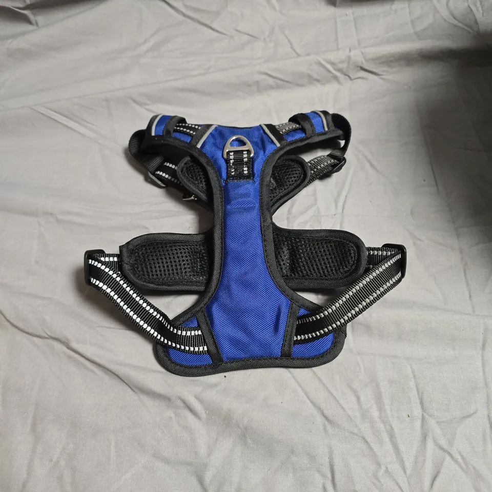 APPROXIMATELY 30 PETBRIGHT DOG HARNESS – BLUE/BLACK VEST WITH MESH