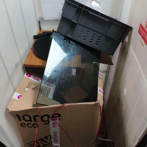 CAGE OF ASSORTED ITEMSTO INCLUDE FILTERS AND TURNTABLES (BROKE/DAMAGED)