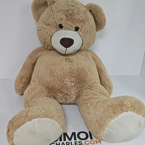 LARGE PLUSH BEAR - APPROXIMATELY 100CM TALL