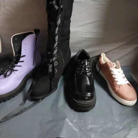 LARGE QUANTITY OF ASSORTED FOOTWEAR