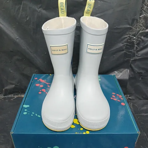 BOXED PAIR OF HOLLY AND BEAU LIGHT BLUE RAIN BOOTS - UK SIZE 11 - KIDS