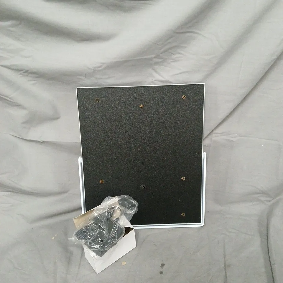 LED VANITY MIRROR WITH SURROUND BULBS – WHITE FRAME,