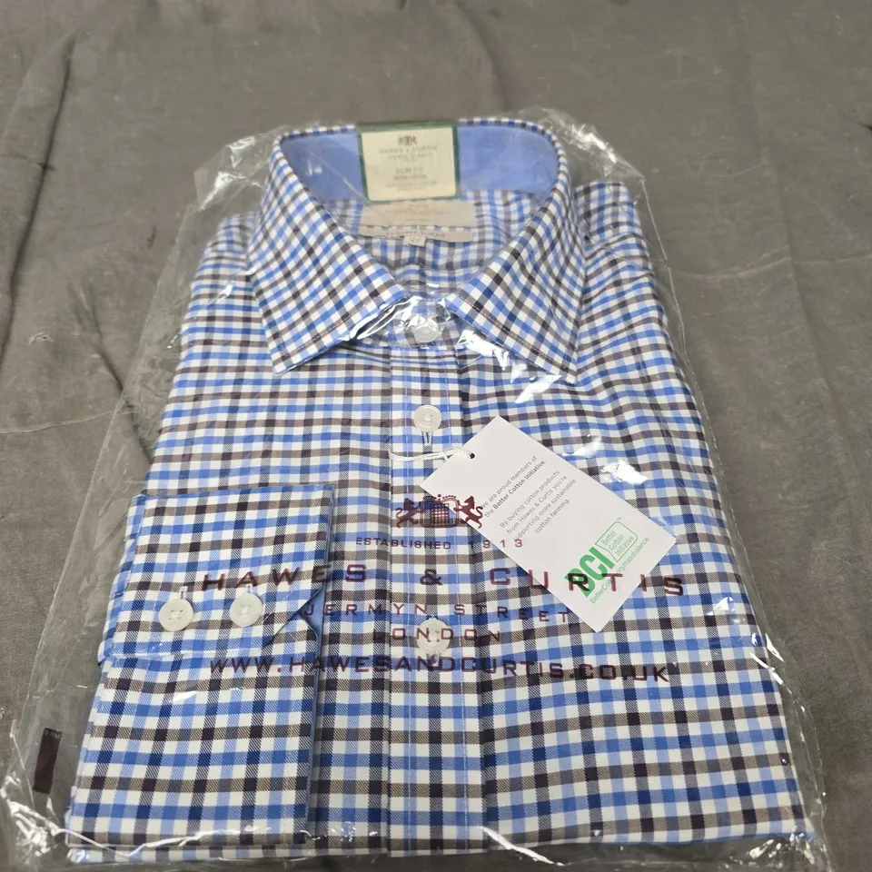 HAWES AND CURTIS CHEQUERED SHIRT SIZE 17.5 / 34 