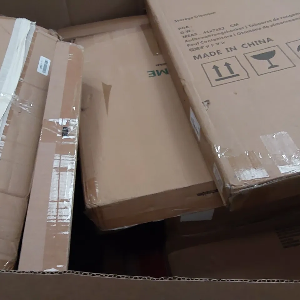 PALLET OF ASSORTED ITEMS INCLUDING: FAN LIGHT, HOLLYWOOD MIRROR, STORAGE OTTOMAN, PORTABLE PET CRATE