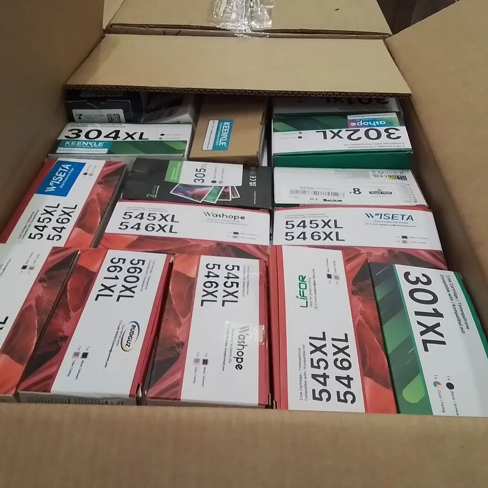 PALLET CONTAINING A LARGE QUANTITY OF INK CARTRIDGES 