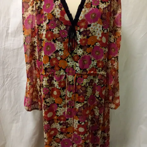 WALLIS TALL VINTAGE FLORAL MICRO RUFFLE MIDI DRESS - SIZE 18