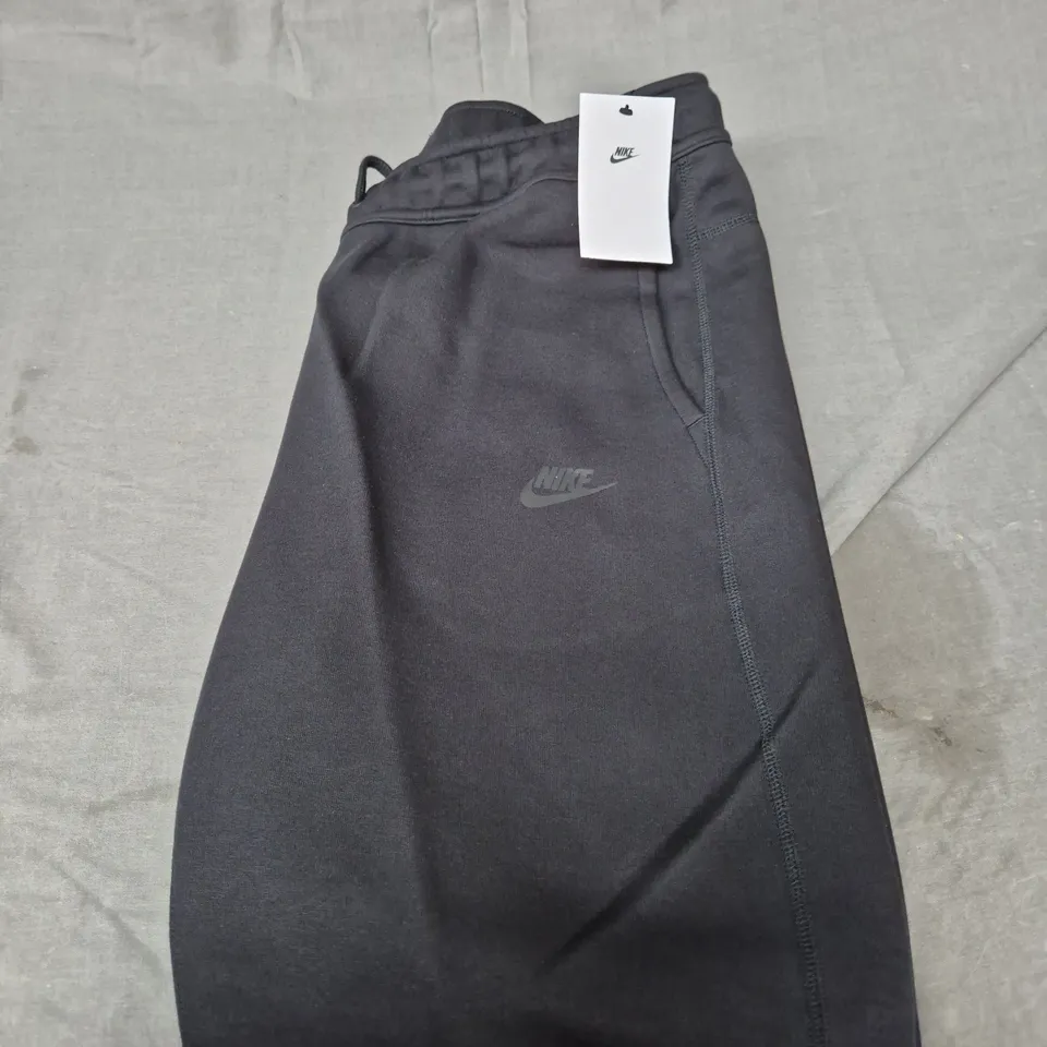 NIKE LOGO TECH FLEECE TRACKSUIT BOTTOMS - SIZE XL