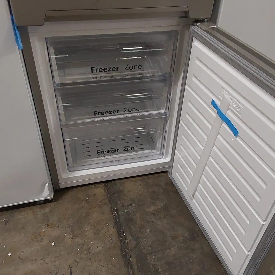 RUSSELL HOBBS RH54FF180S FRIDGE-FREEZER FREESTANDING 288L - UNPROCESSED RETURN 