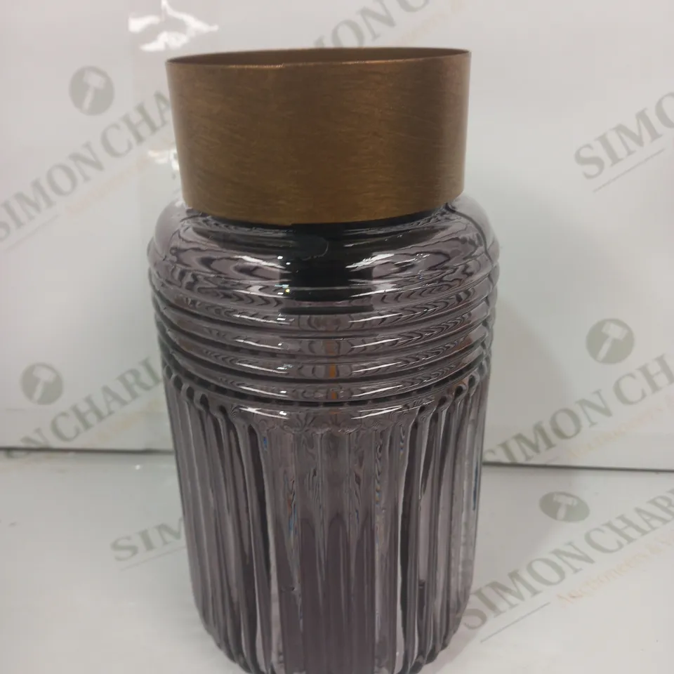 BUNDLEBERRY BY AMANDA HOLDEN INDOOR OUTDOOR TABLE TOP LAMP