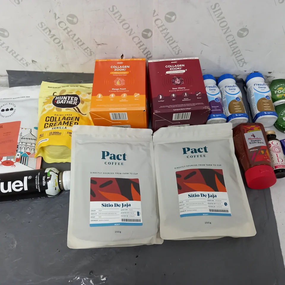 APPROXIMATELY 8 ASSORTED FOOD ITEMS TO INCLUDE - HUEL VANILLA, PACT COFFEE, AND COLLAGEN CREAMER VANILLA ETC. 