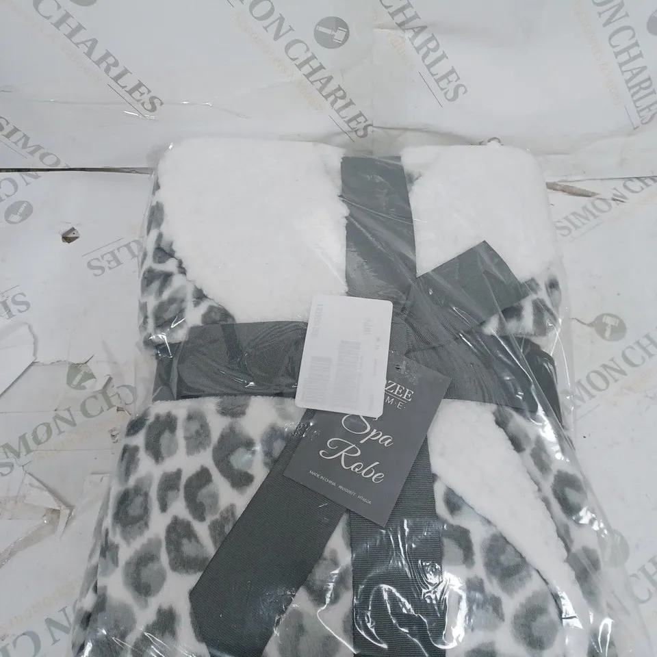 HOME COZEE SPA ROBE SIZE XXL