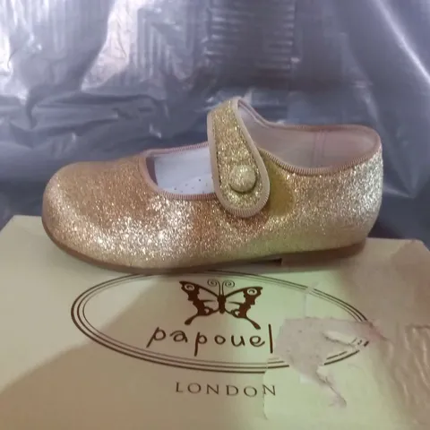 BOXED PAPOUEL CATALINA GLITTERY GOLD CASUALS SIZE KIDS 25