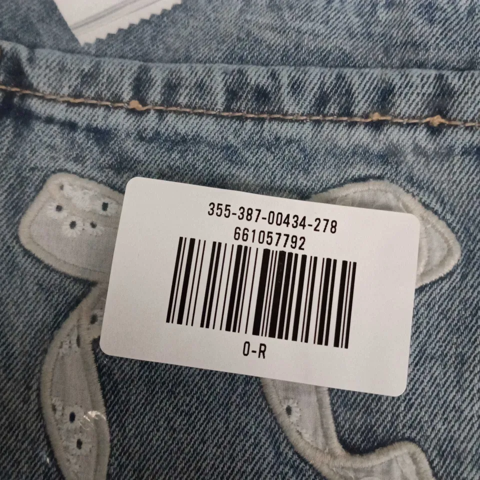 HOLLISTER LIGHT WASH DENIM JEANS, BACK POCKET EMBROIDERY – SIZE 0-R
