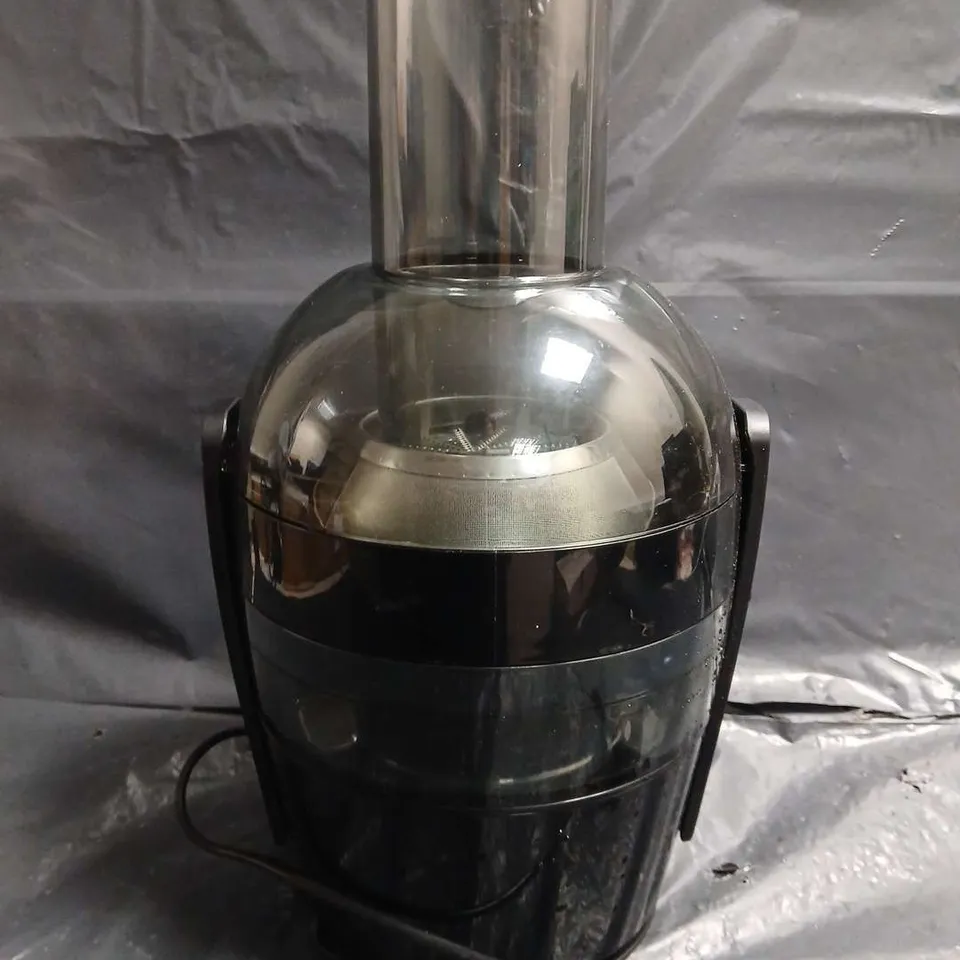 UNBOXED PHILIPS JUICER  JUICE EXTRACTOR WITH CLEAR FEED CHUTE IN BLACK